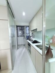 Centro Residences (D20), Condominium #577293871